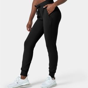 Halara - brand NEW never worn high waisted draw string jogger w/ side pocket